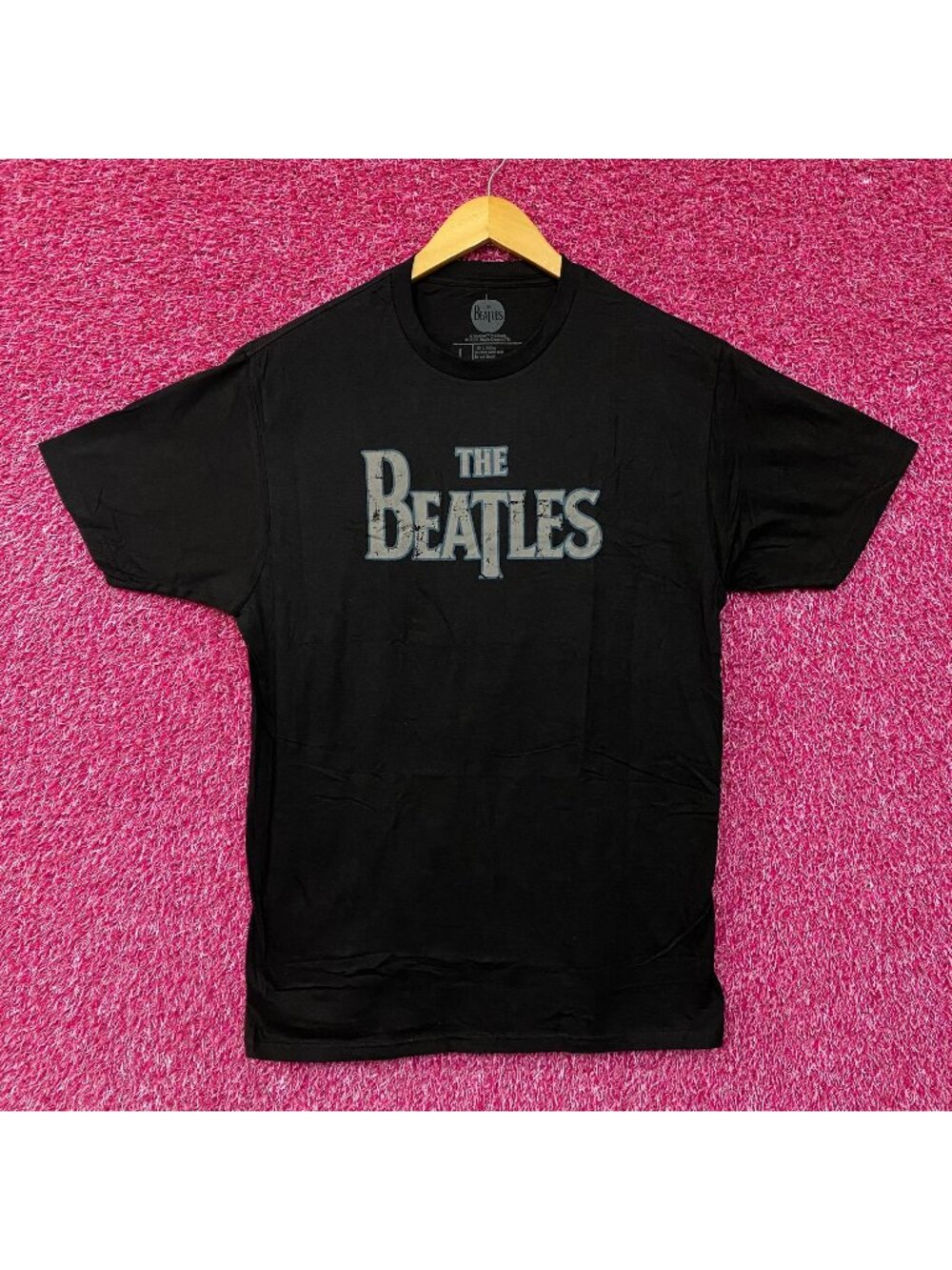 The Beatles Logo Vintage Style Graphic Design T-Shirt Large